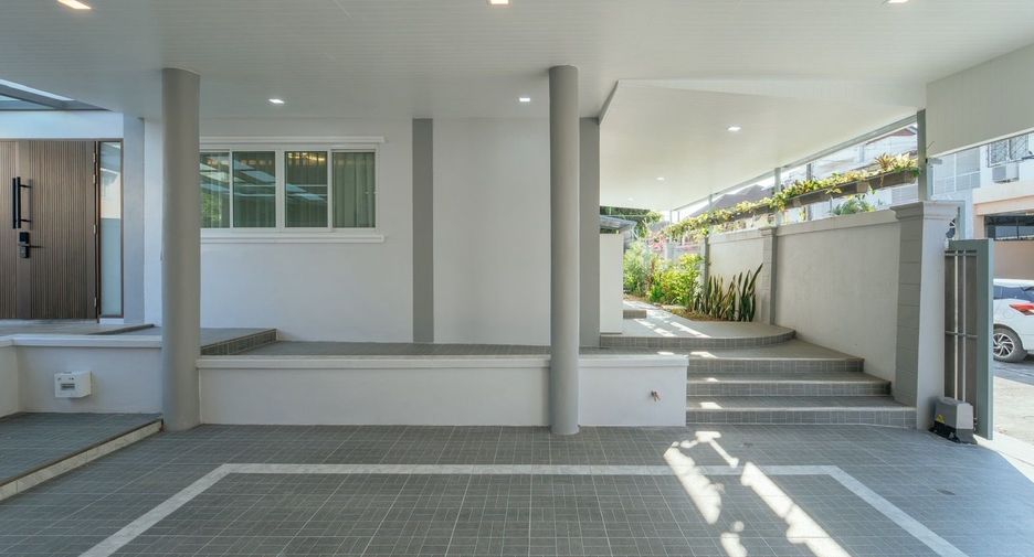 出租 4 卧室 别墅 在 Hang Dong, Chiang Mai