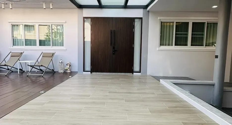 出租 4 卧室 别墅 在 Hang Dong, Chiang Mai