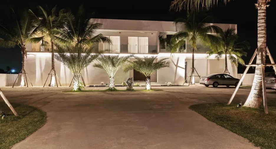For rent 4 bedrooms villa in San Sai, Chiang Mai