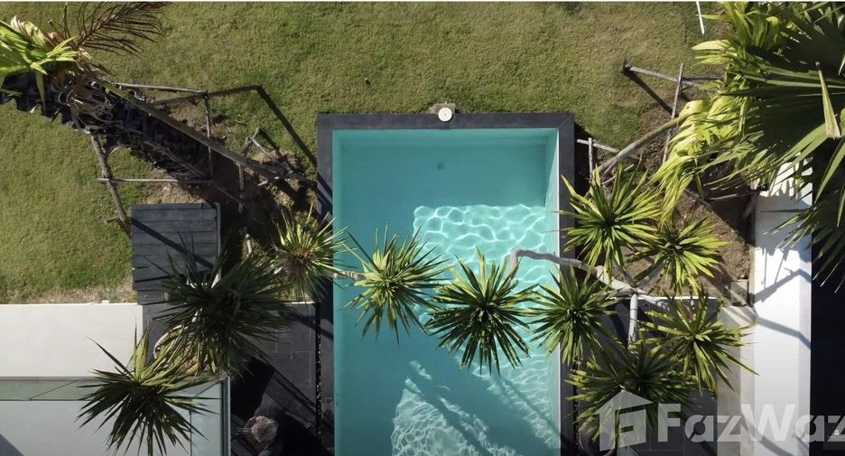 For rent 4 bedrooms villa in San Sai, Chiang Mai
