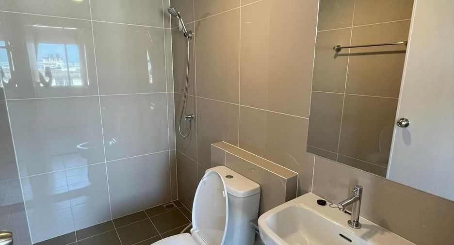 For rent 1 bed condo in Mueang Samut Prakan, Samut Prakan