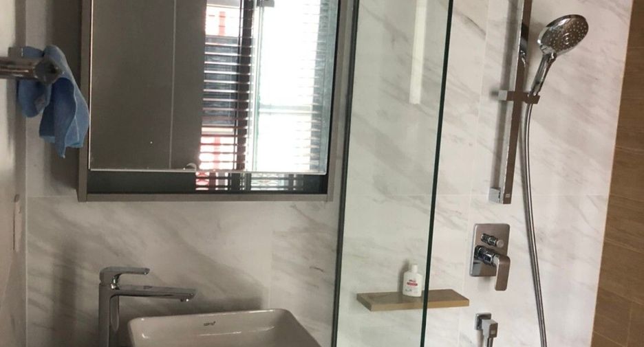 Wohnung zum Kauf mit 2 Zimmer in Watthana, Bangkok