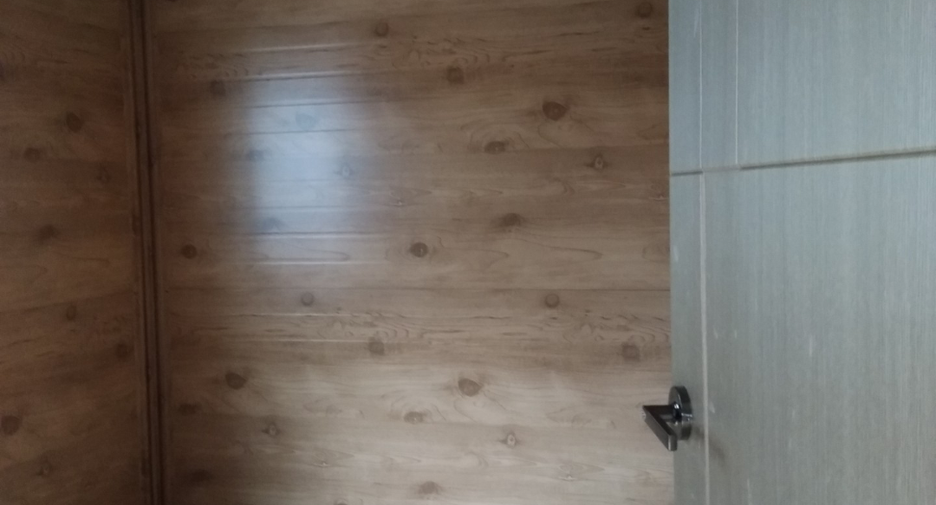 For rent 1 bed house in Bang Phlat, Bangkok