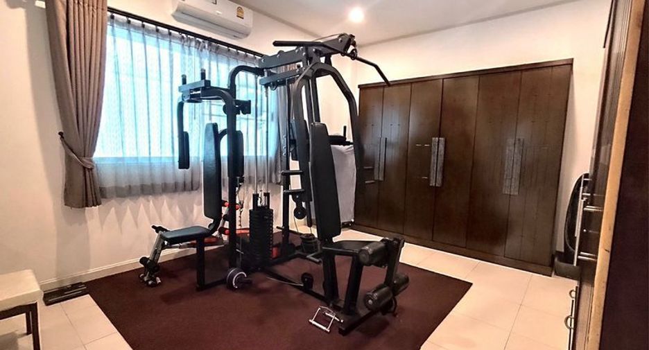 For sale and for rent 3 bedrooms house in San Sai, Chiang Mai