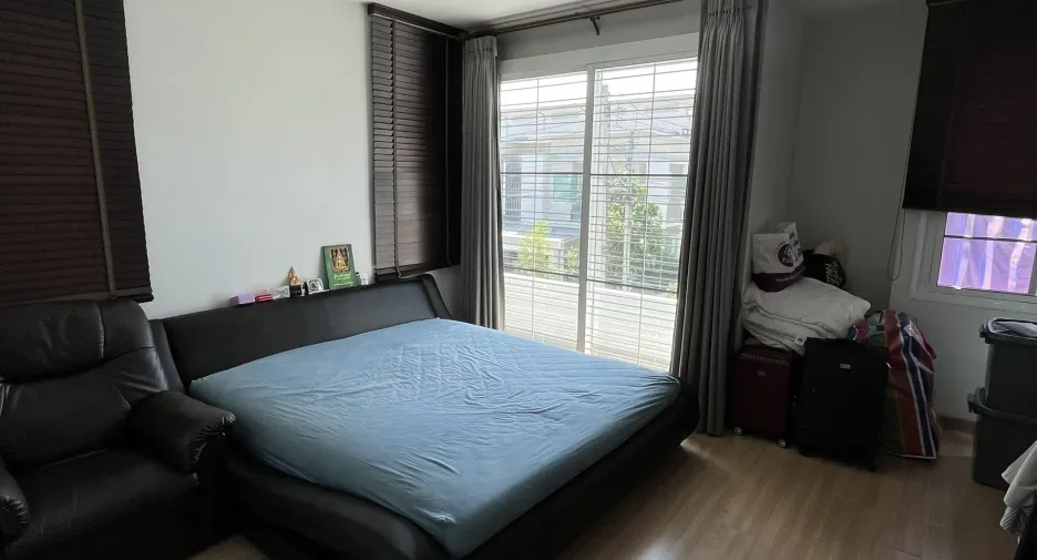 À vendre et à louer 3 chambres maison à Hang Dong, Chiang Mai