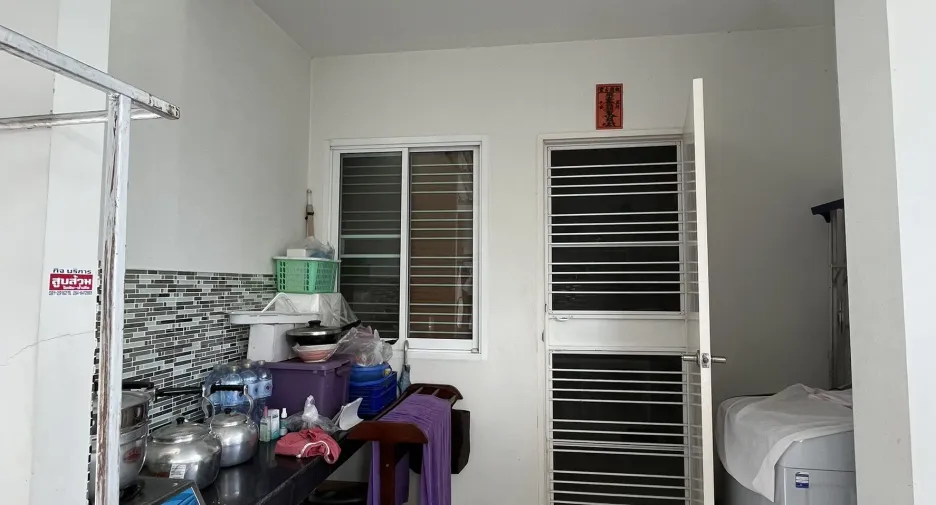 À vendre et à louer 3 chambres maison à Hang Dong, Chiang Mai