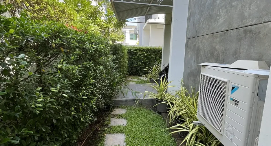 À vendre et à louer 3 chambres maison à Hang Dong, Chiang Mai