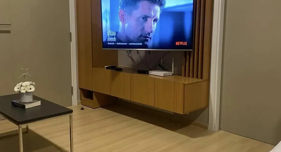 For rent 1 bed condo in Mueang Samut Prakan, Samut Prakan