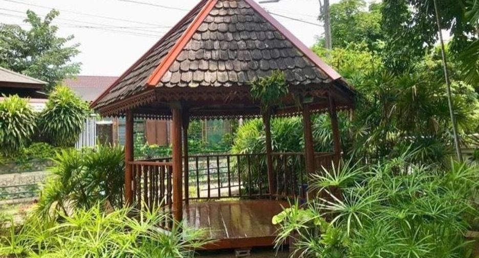 For rent 4 bedrooms house in San Sai, Chiang Mai
