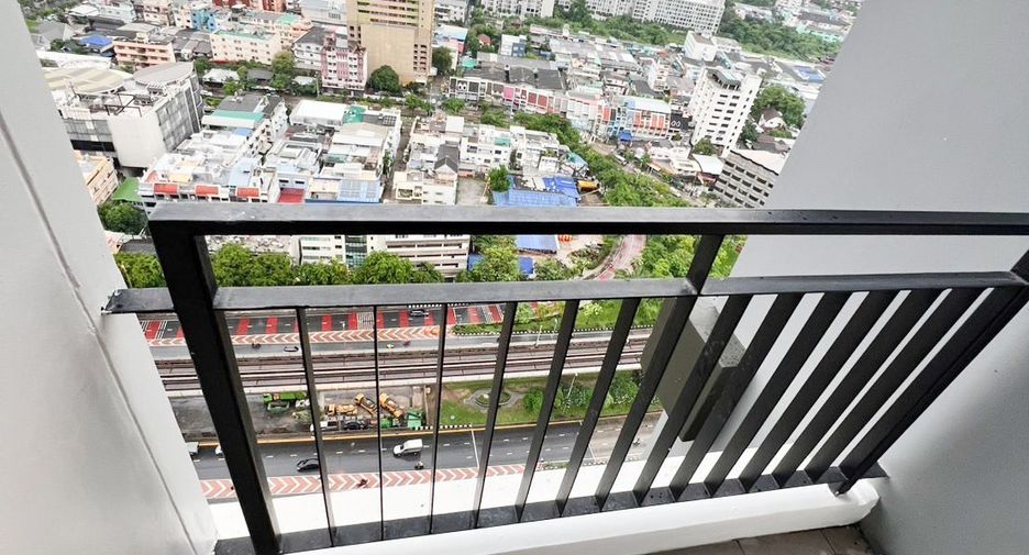 For sale and for rent studio condo in Khlong San, Bangkok