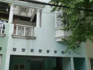 Продажа 4 спальни таунхаус в Mueang Nonthaburi, Нонтабури