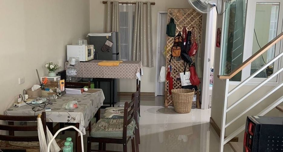 For sale 3 bedrooms townhouse in Khlong Sam Wa, Bangkok