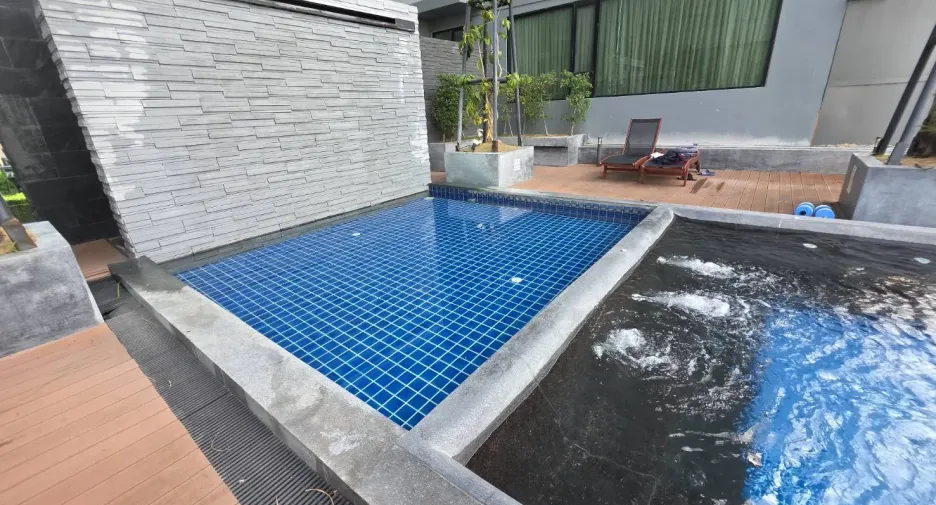 À louer 2 chambres condo à Mueang Chiang Mai, Chiang Mai