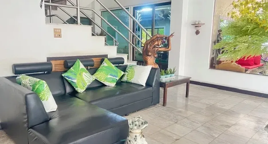 Продажа 37 спальни отель в Mueang Chiang Mai, Чианг Маи
