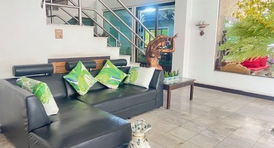 Hotel en venta de 37 habitaciones en Mueang Chiang Mai, Chiang Mai