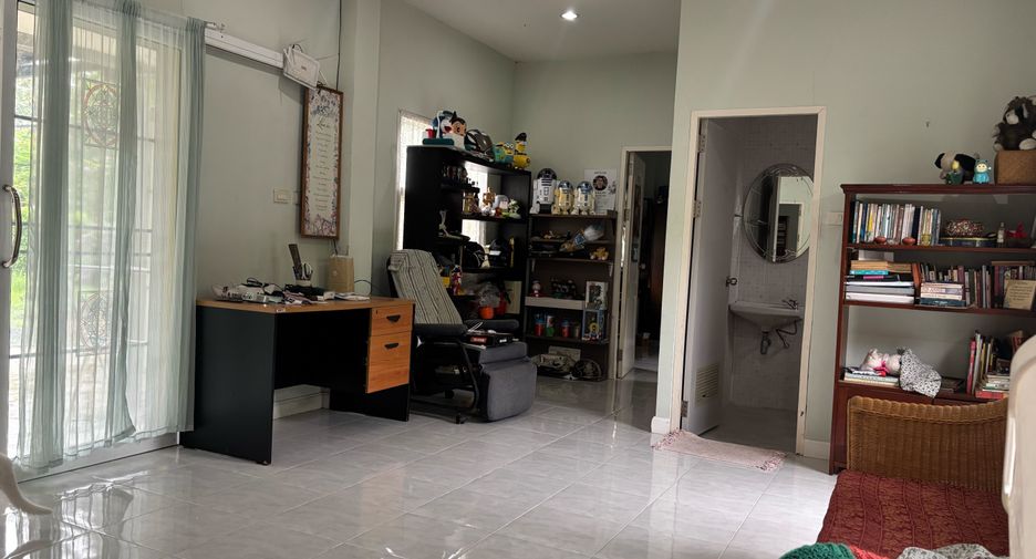 Casa en venta y en alquiler de 3 habitaciones en San Kamphaeng, Chiang Mai
