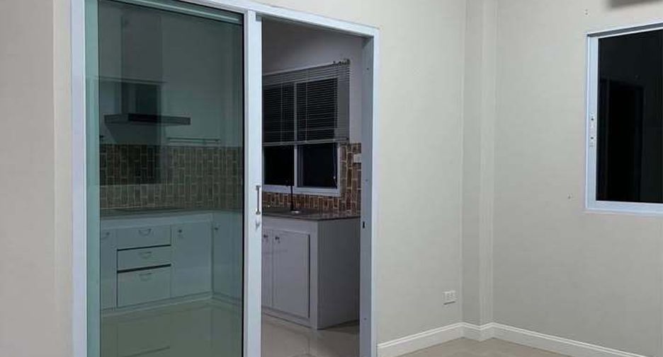 Продажа 3 спальни дом в Сан Кампаенг, Чианг Маи