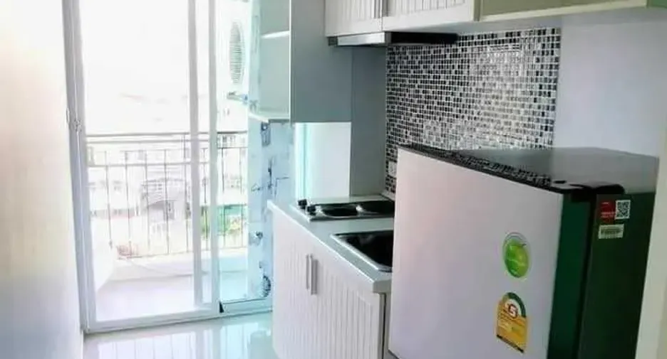 For sale 1 bed condo in Mueang Samut Prakan, Samut Prakan