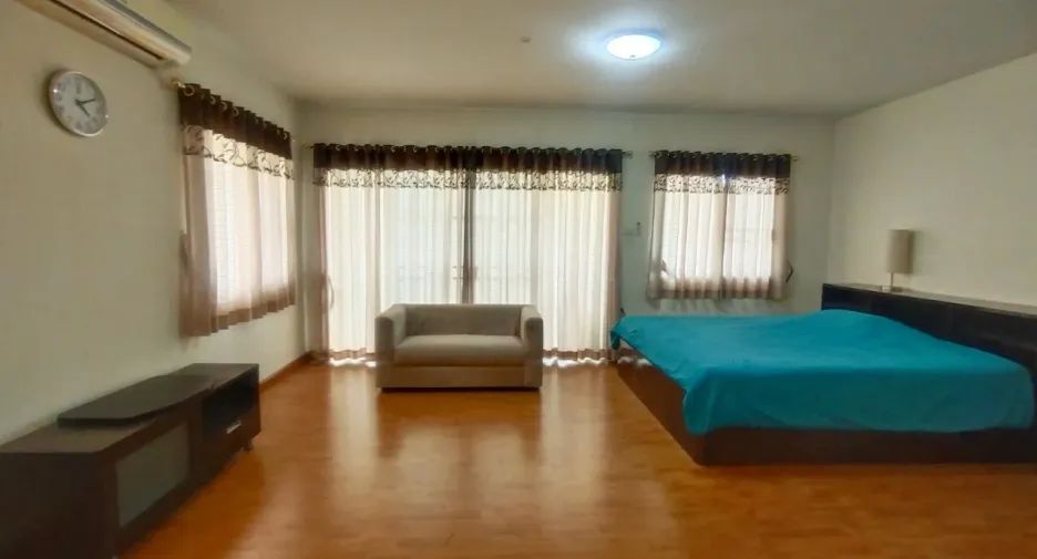 For sale 4 bedrooms house in Doi Saket, Chiang Mai