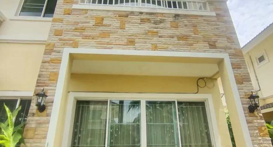 For sale 4 bedrooms house in Doi Saket, Chiang Mai