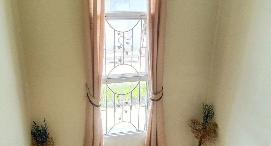 For sale 4 bedrooms house in Doi Saket, Chiang Mai