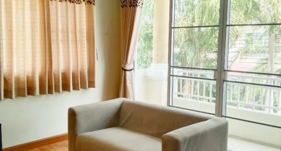 For sale 4 bedrooms house in Doi Saket, Chiang Mai