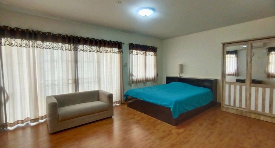 For sale 4 bedrooms house in Doi Saket, Chiang Mai