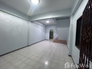 For rent 2 bedrooms townhouse in Mueang Samut Prakan, Samut Prakan