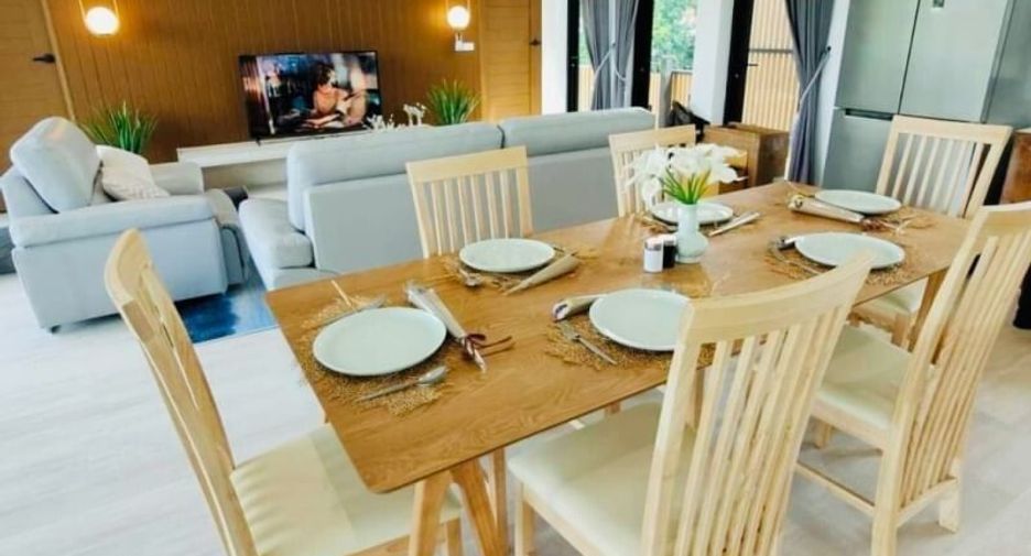 For rent 5 bedrooms villa in Mueang Chiang Mai, Chiang Mai