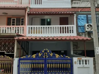 For Rent 3 Bedroom Townhouse In Bang Khun Thian, Bangkok