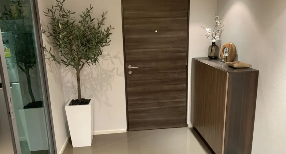 For sale and for rent 1 bed condo in Khlong Toei, Bangkok