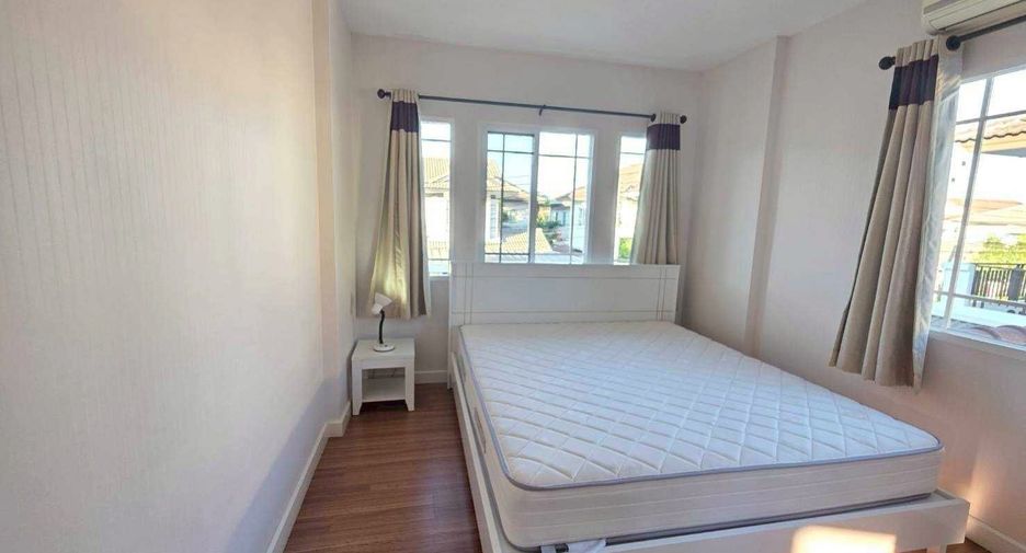 Haus zur Miete mit 3 Zimmer in Mueang Chiang Mai, Chiang Mai