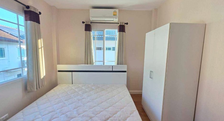 Haus zur Miete mit 3 Zimmer in Mueang Chiang Mai, Chiang Mai