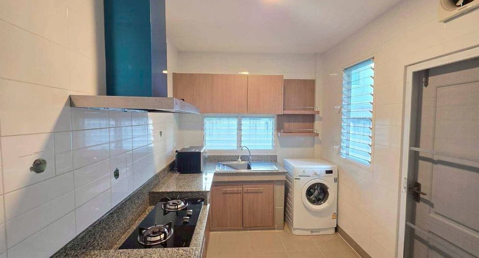 Haus zur Miete mit 3 Zimmer in Mueang Chiang Mai, Chiang Mai