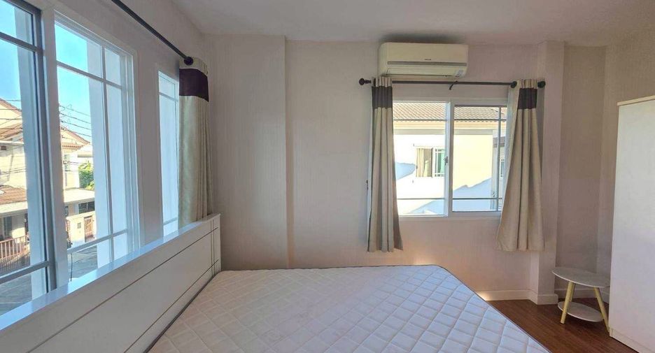 Haus zur Miete mit 3 Zimmer in Mueang Chiang Mai, Chiang Mai