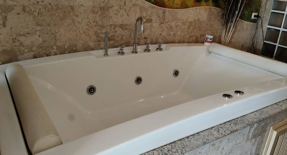 For sale and for rent 1 bed condo in Mueang Chiang Mai, Chiang Mai