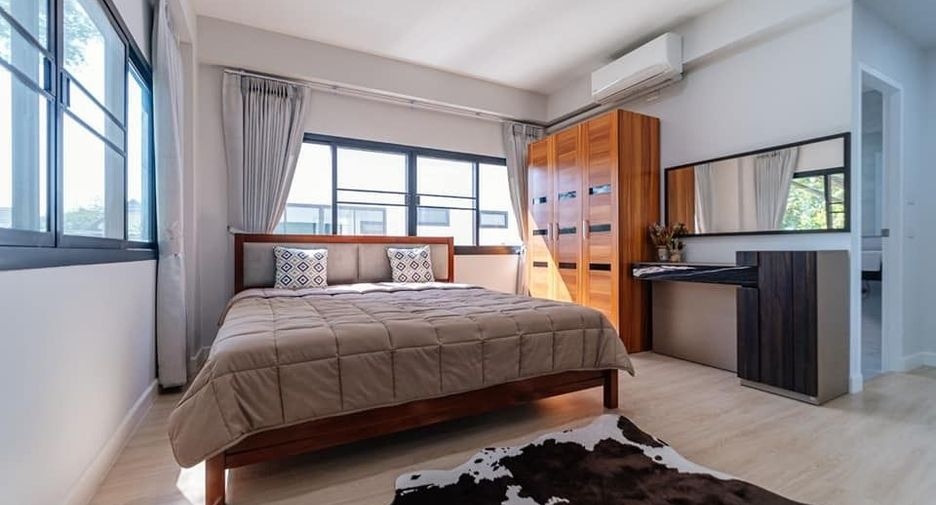 For sale and for rent 3 bedrooms townhouse in Mueang Chiang Mai, Chiang Mai