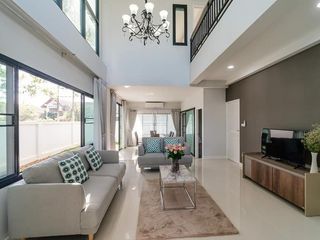 For Rent 3 Bedroom Townhouse In Mueang Chiang Mai