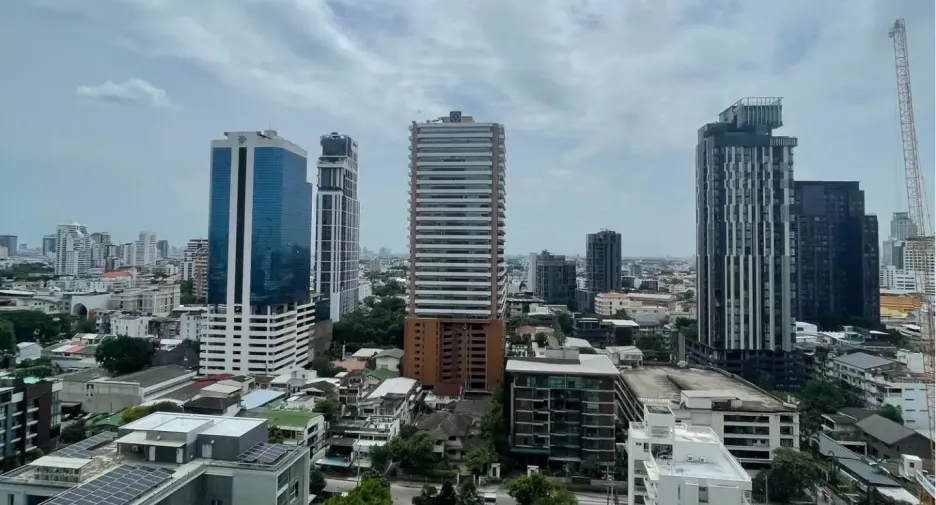 For sale 2 bedrooms condo in Khlong Toei, Bangkok