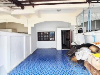 Casa adosada en venta de 4 habitaciones en Bang Na, Bangkok