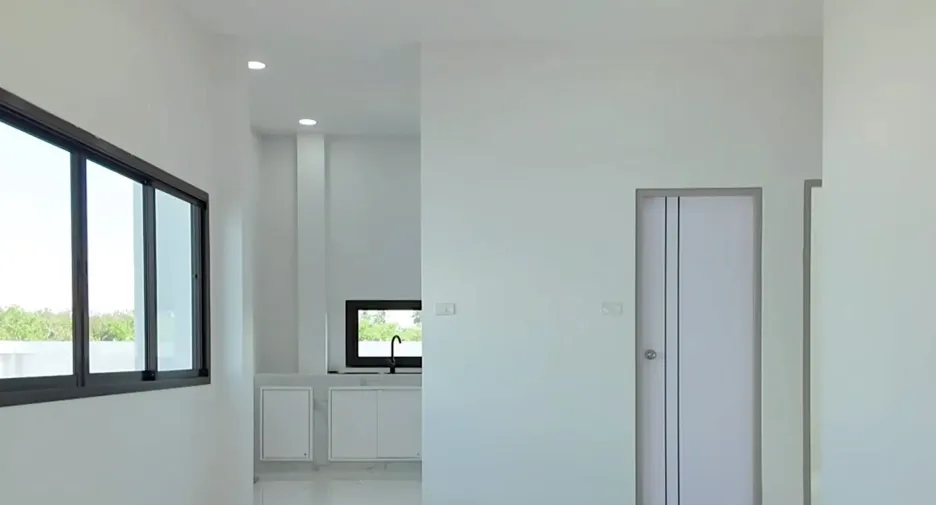 For sale 3 bedrooms house in Saraphi, Chiang Mai