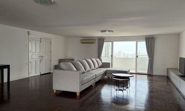 For sale and for rent 3 bedrooms condo in Watthana, Bangkok