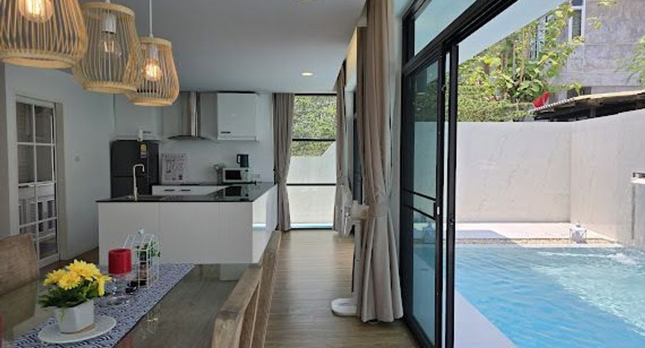Villa zur Miete mit 4 Zimmer in Mueang Chiang Mai, Chiang Mai