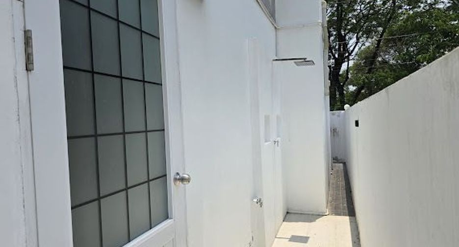 Villa zur Miete mit 4 Zimmer in Mueang Chiang Mai, Chiang Mai