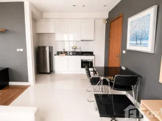 For sale 1 bed condo in Khlong Toei, Bangkok