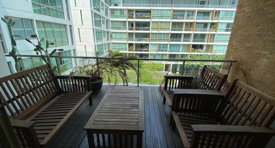 For sale and for rent 3 bedrooms condo in Khlong Toei, Bangkok