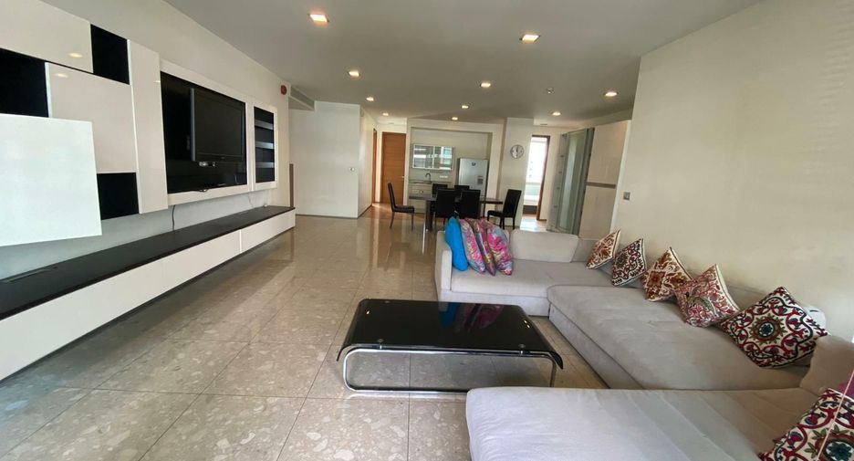 For sale and for rent 3 bedrooms condo in Khlong Toei, Bangkok