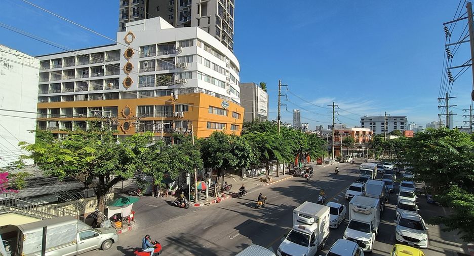 For rent studio condo in Thon Buri, Bangkok