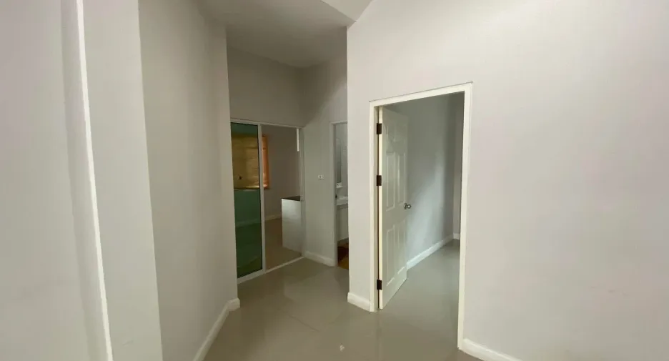 Casa en venta de 3 habitaciones en San Sai, Chiang Mai