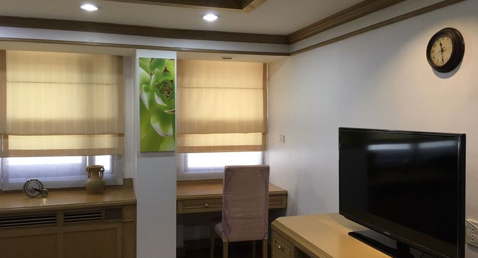 For sale and for rent 1 bed condo in Sathon, Bangkok